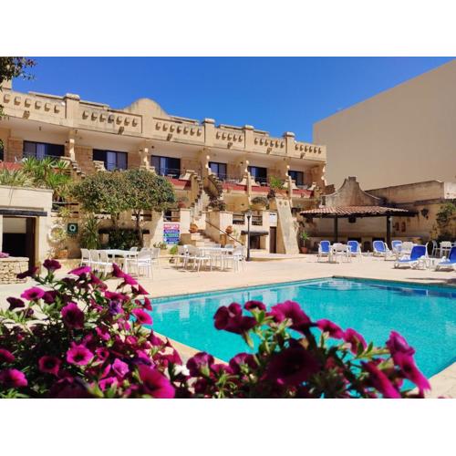 Cornucopia Hotel