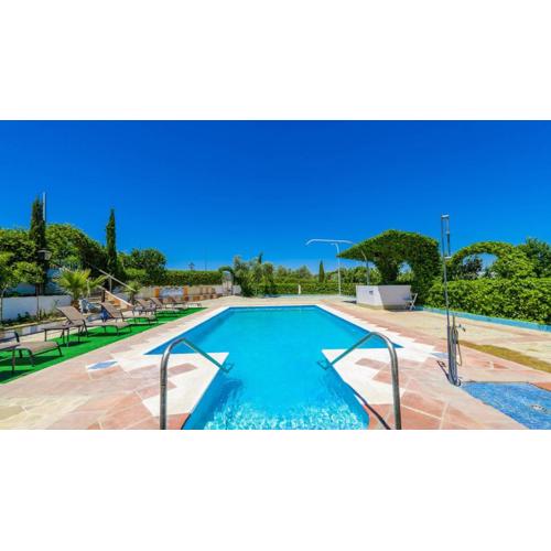 Cortijo El Vinculo Campillos by Ruralidays