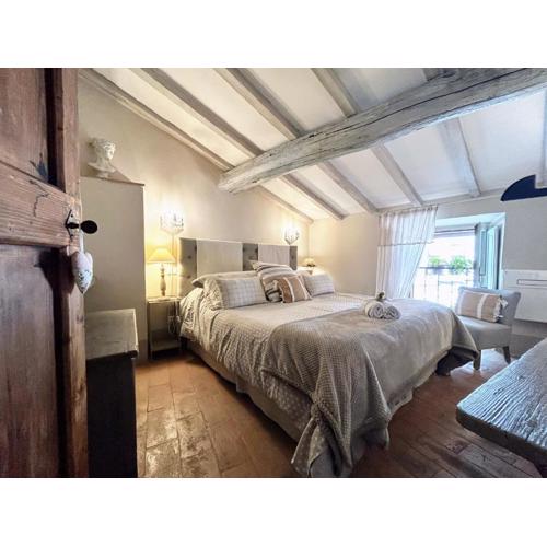 Cortona Shabby Chic House