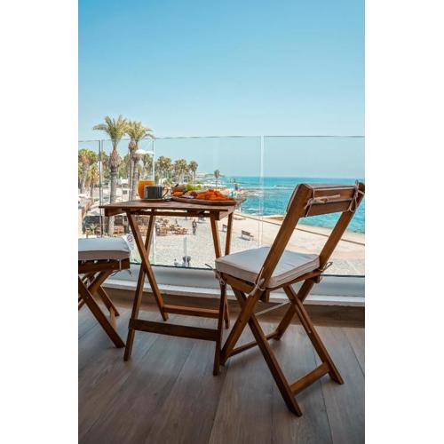 COSea Living: SeaSide Deluxe Suite in Harbour 107B