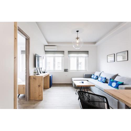 CosmosDome / Best apartment in the heart of Athens !
