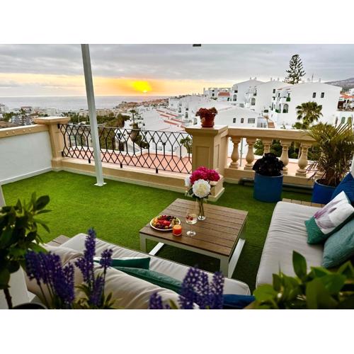 Costa Adeje - Amazing Ocean And Teide View - Fast WiFi, Air Con