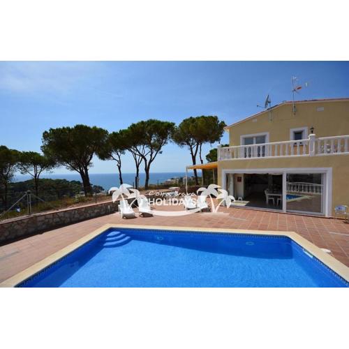 Costa Brava Holidays Villa Yuca, Sea views, Pool