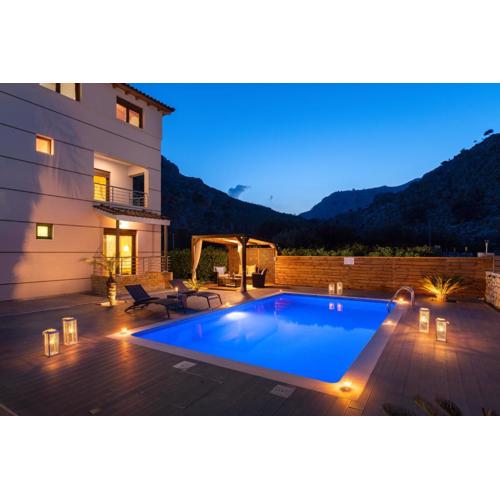 Costa Costa Villa - Luxury villa