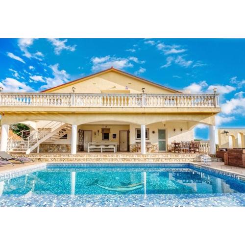 Costacabana - Villa Madonna