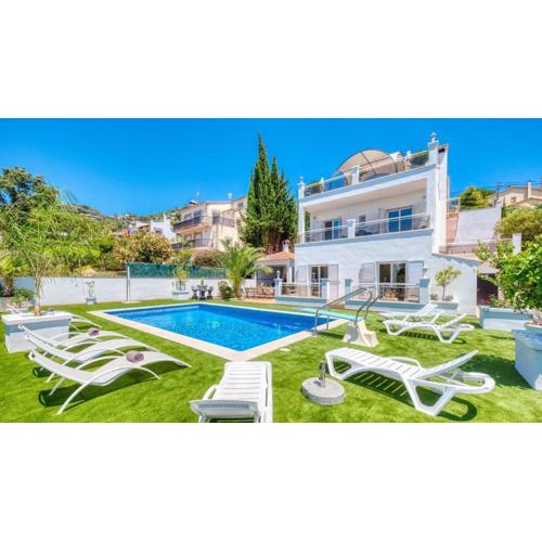 Costacabana - Villa Maribel