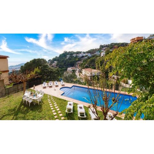 Costacabana - Villa Marysol