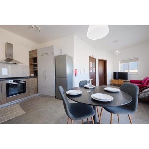 Cosy 1 BD Penthouse in Bugibba - Corner Terrace with Sea Views