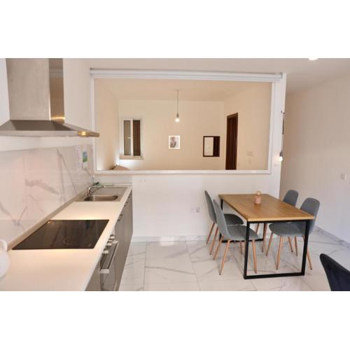 Cosy 2BR Apt with private balcony in Xlendi by 360 Estates