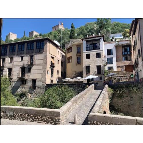 Cosy Apartment & Amazing Views! Close to Alhambra!