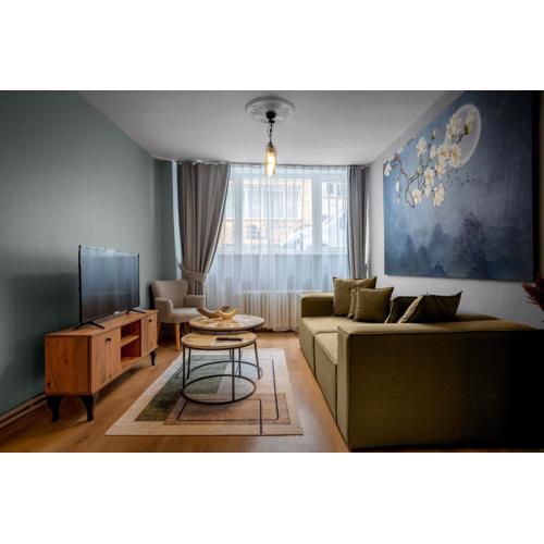 Cosy & Cental 3BR Apt. In Besiktas