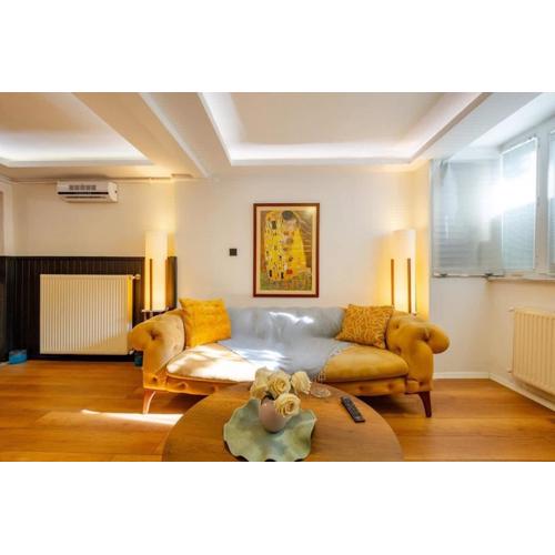 Cosy Cihangir Apartment
