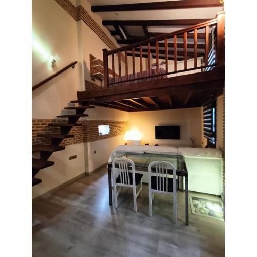 COSY DOUBLE ROOM + PRIVATE BATHROOM SEVILLA CENTER