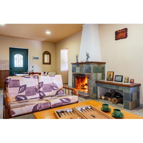 Cosy Mountain Retreat