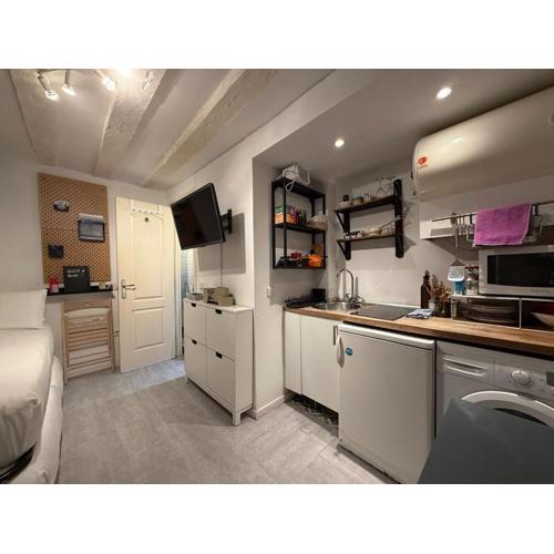 Cosy Studio in the Heart of Lavapiés, Madrid - Amparo