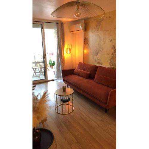 Cosy T2 avec terrasse à 5 min de la plage
