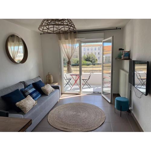 Cosy T3 gare Terrasse + parking