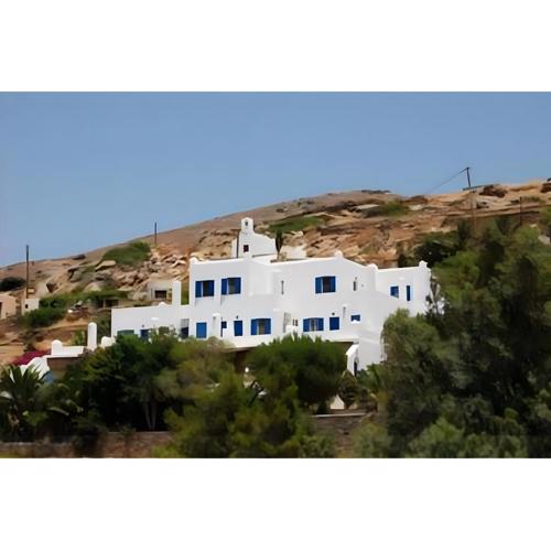 Country House Apartments