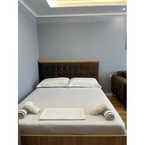 Couple Apartment\