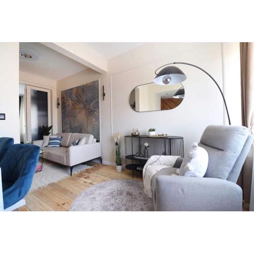 Cozy 1BD Apartment in Ideal Center
