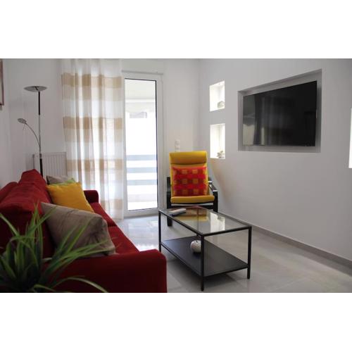 Cozy 2BD Apartment in Thissio-Acropolis