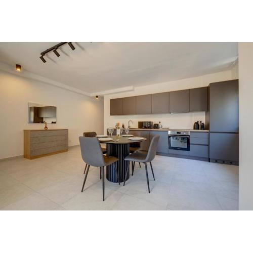 Cozy 2BR Sliema Getaway by the Water