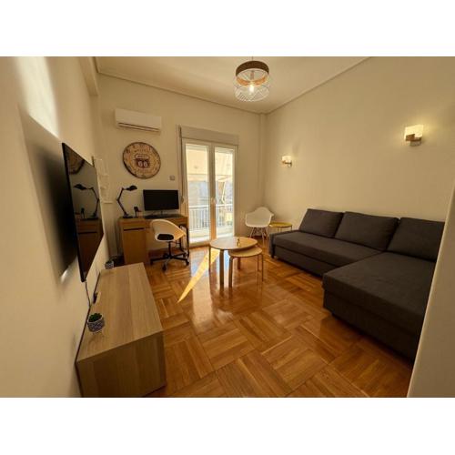 Cozy and modern apartment near city center