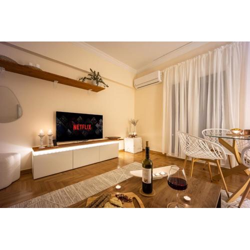 Cozy Apartment - Best Location in Athens
