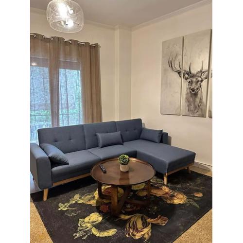Cozy Apartment at Gazi Square