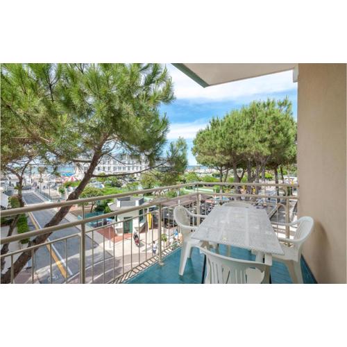 Cozy Apartment In Cattolica With Wifi