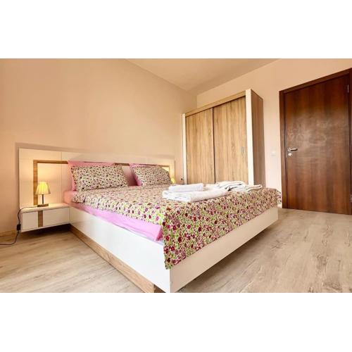 Cozy Apartment in Central Varna