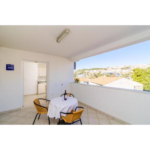 Cozy apartment in Dubrovnik 36 m² sea and garden view