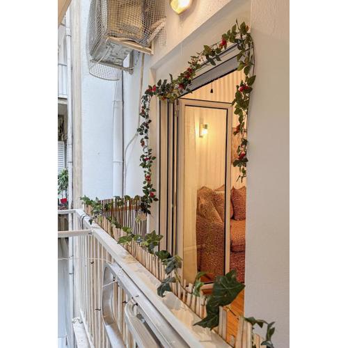 Cozy Apartment in Exarchia, Walk to Museum