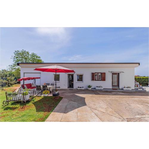 Cozy Apartment In Fazana With Wifi