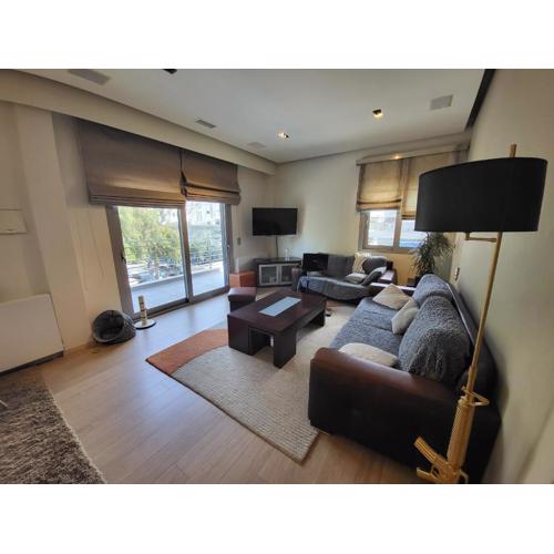 Cozy apartment in front of the park