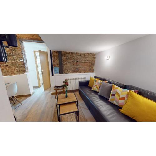 Cozy apartment in Malasaña for 4 pax - Velarde