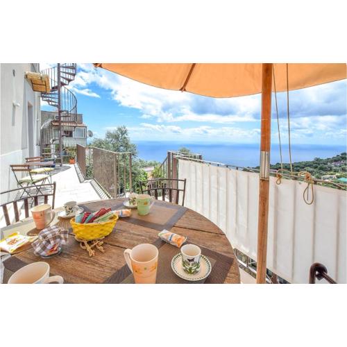 Cozy Apartment In Massa Lubrense