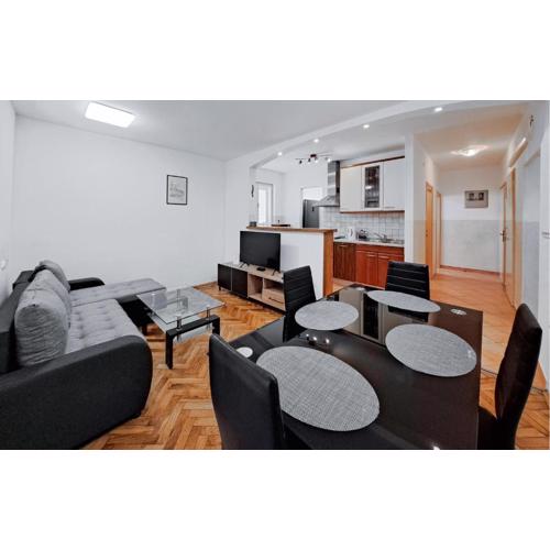 Cozy Apartment In Pula With Wifi