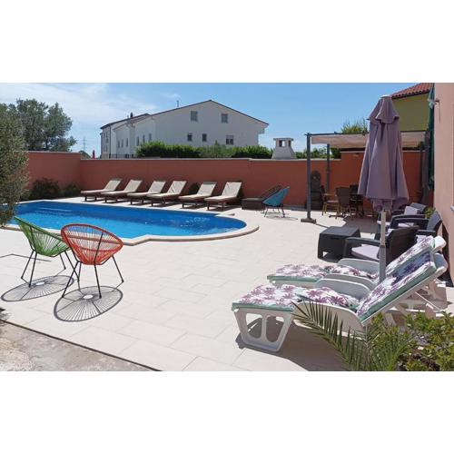 Cozy Apartment In Pula With Wifi