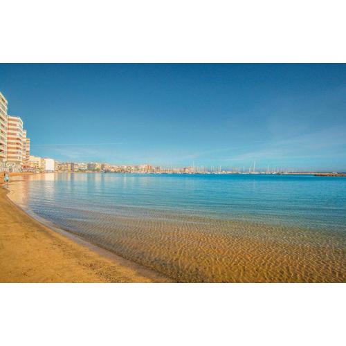 Cozy Apartment In Torrevieja With Wifi