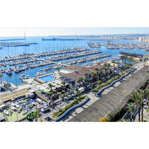 Cozy Apartment In Torrevieja