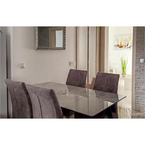 Cozy Apartment In Vir With Wifi