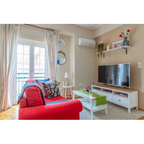 Cozy Apartment Near Athens Center