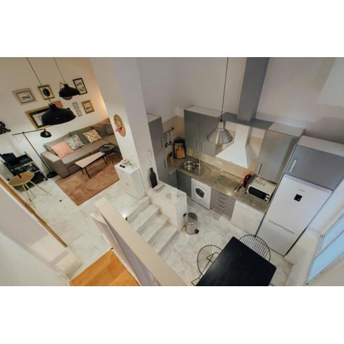 Cozy apartment next to the Alameda -2bdrm 1,5 bath