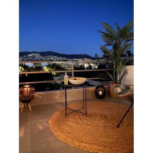 Cozy apartment opposite the beach