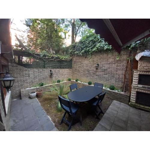 Cozy apartment with garden, 2 bedroom and very close to Bosphorus