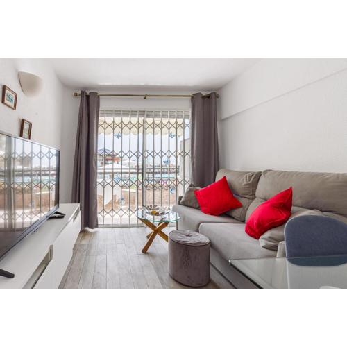 Cozy apartment with pool view in Las Americas