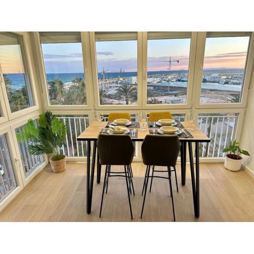 Cozy apartment with port view