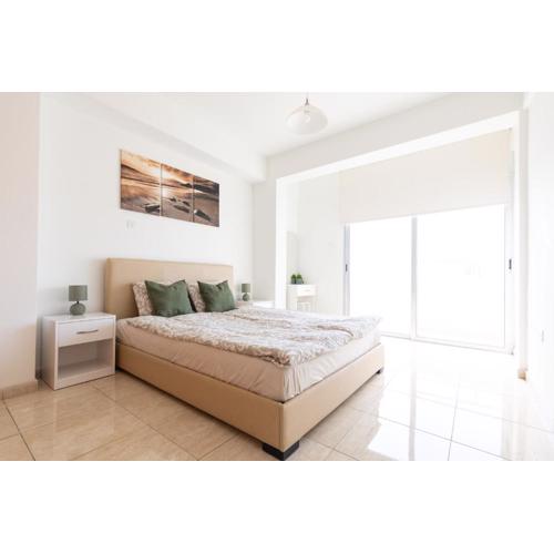 Cozy Apartment with Sea View
