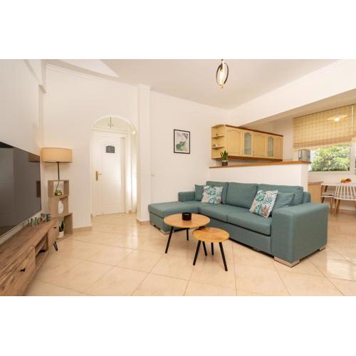 Cozy Artistic Nest 1BR Apt near Metro & Acropolis